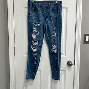 american eagle ripped skinny jeans